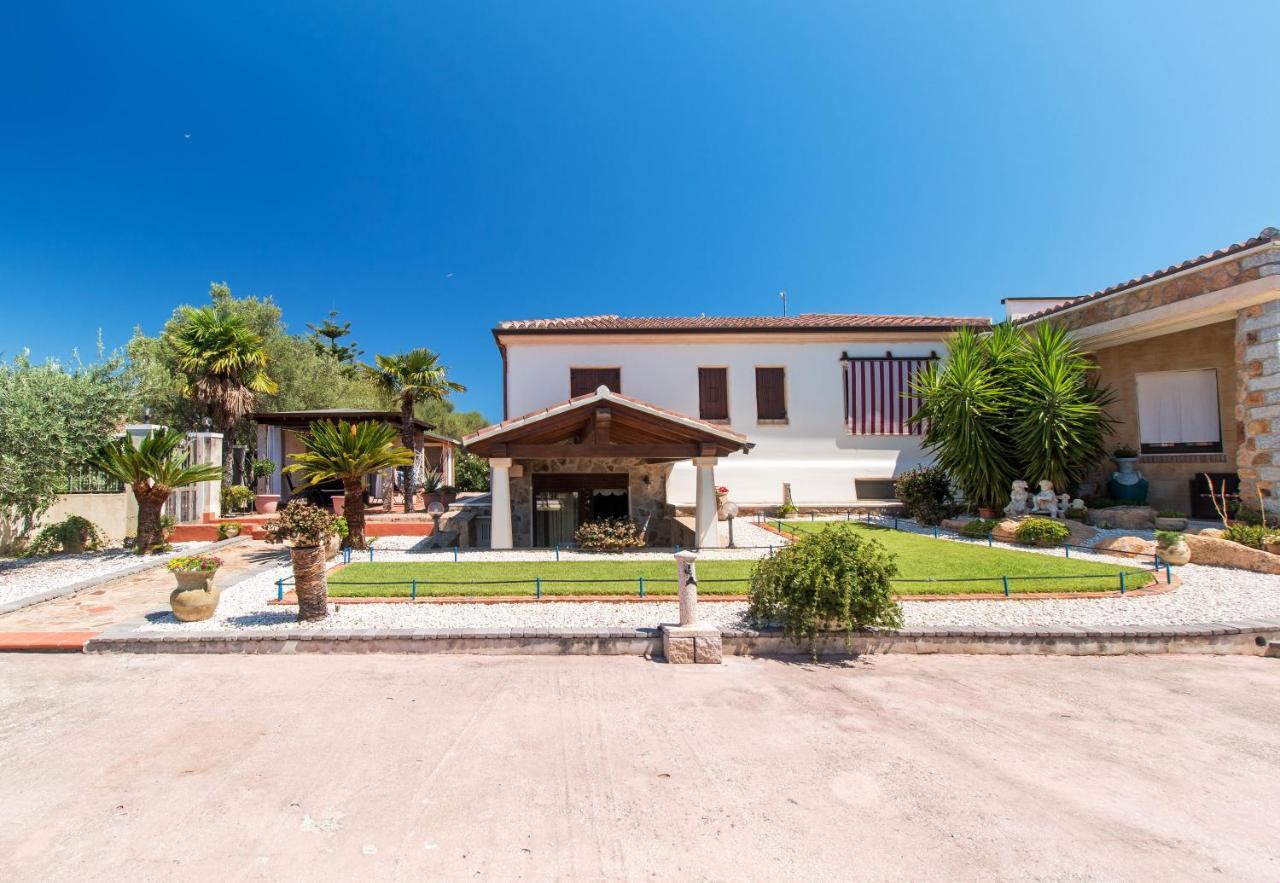 Vacanze a Villa Orosei Esterno foto
